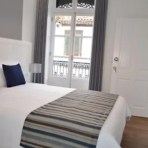 Quarto em Acomodações Particulares Edificio Charles 204, Funchal (Madeira)
