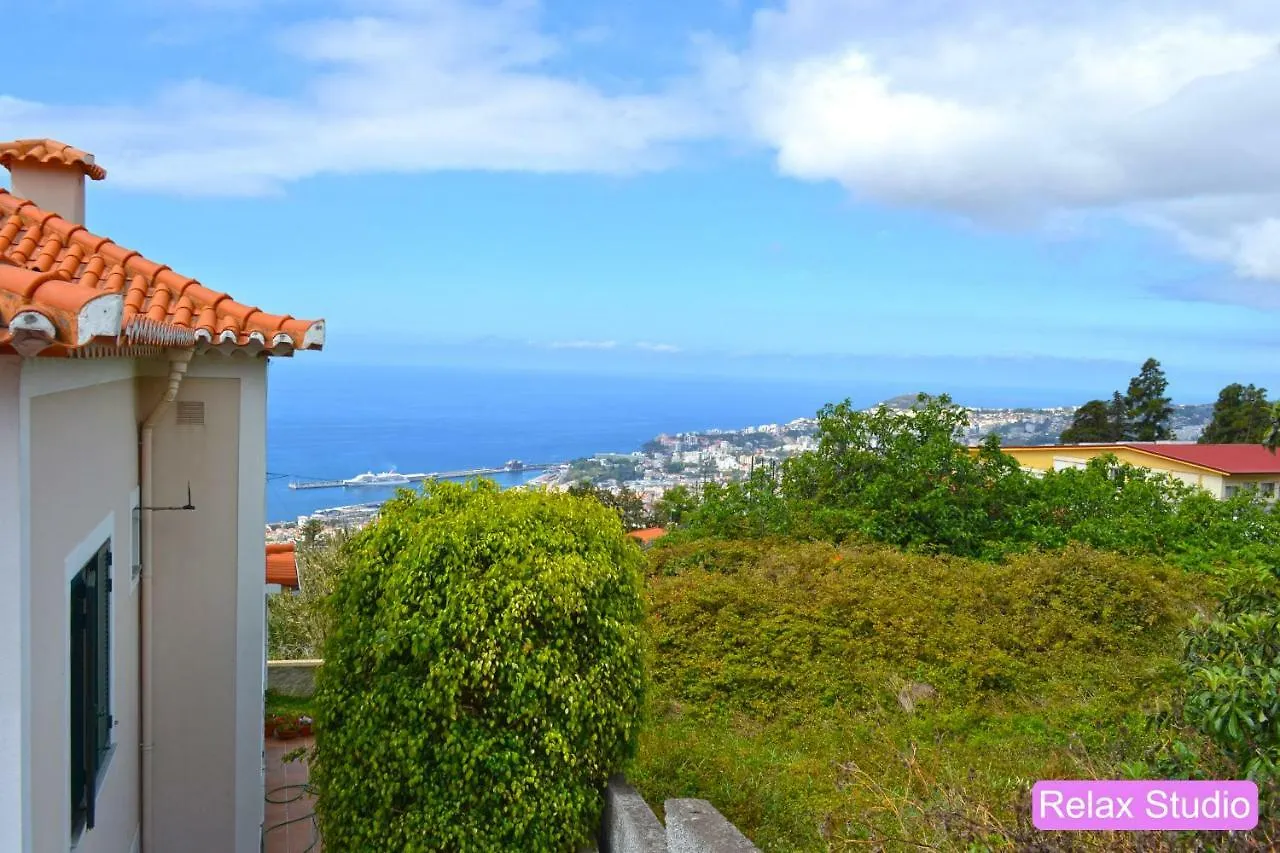 Villa Henriques